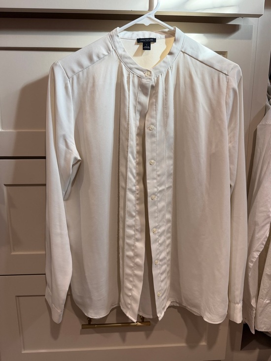 Ann Taylor Tops - Ann Taylor Cream Pintuck Front Blouse